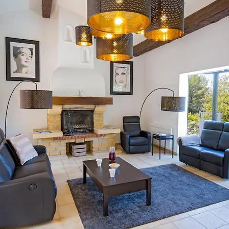 Colombes * Draguignan